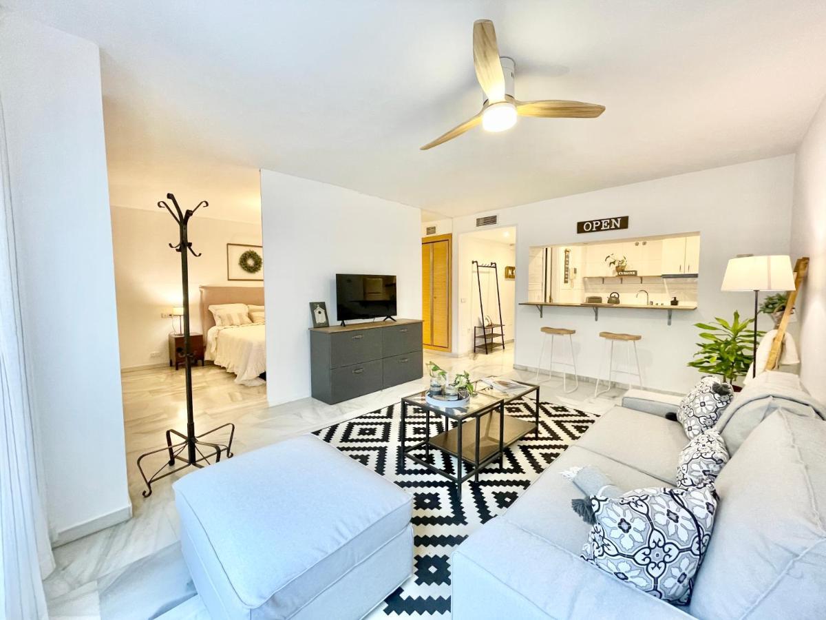 Rs 16 Studio Center Of Marbella By Eaw Homes Kültér fotó